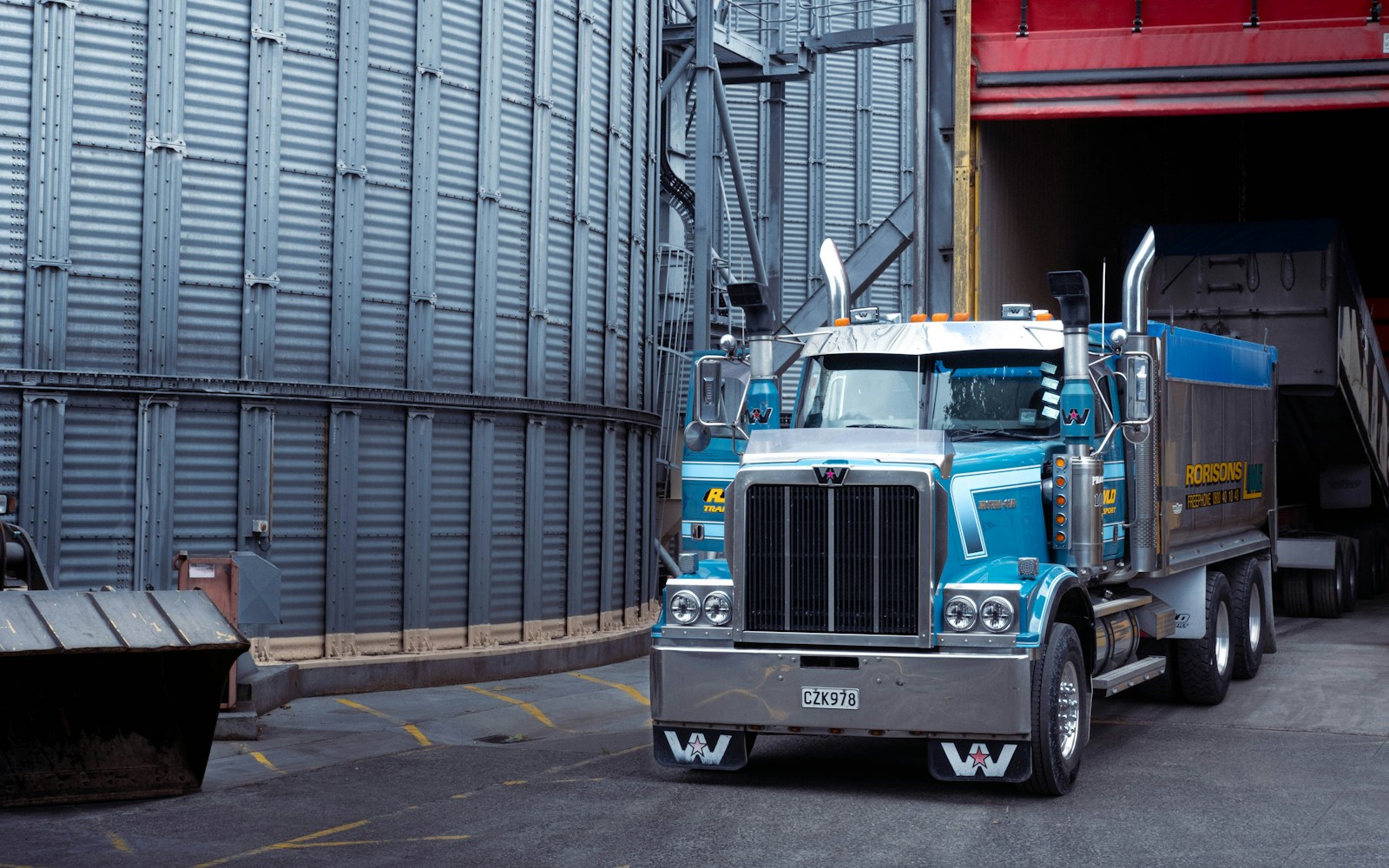 How Can You Reduce the Cost of Commercial Auto Insurance?